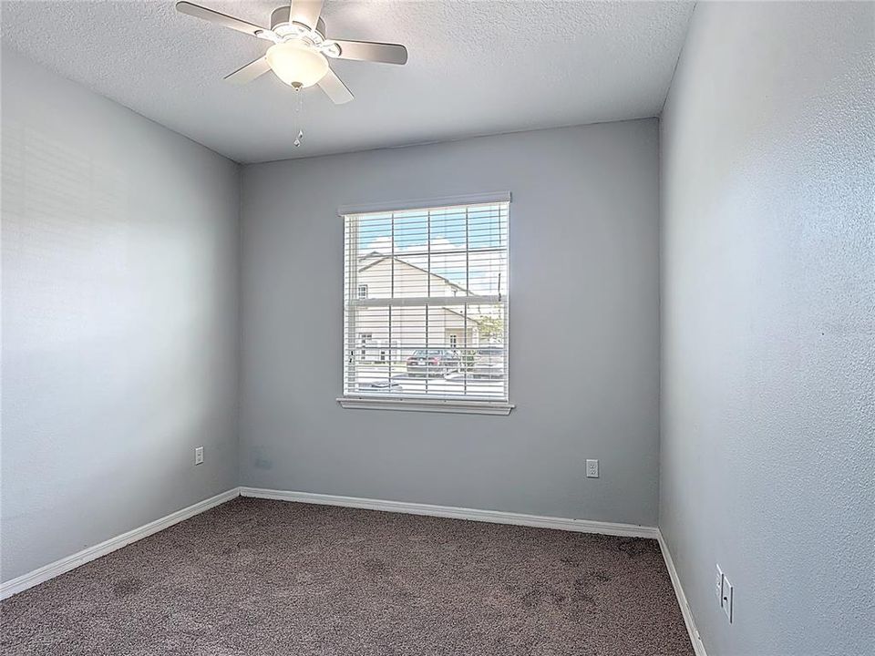 For Rent: $1,900 (3 beds, 2 baths, 1190 Square Feet)