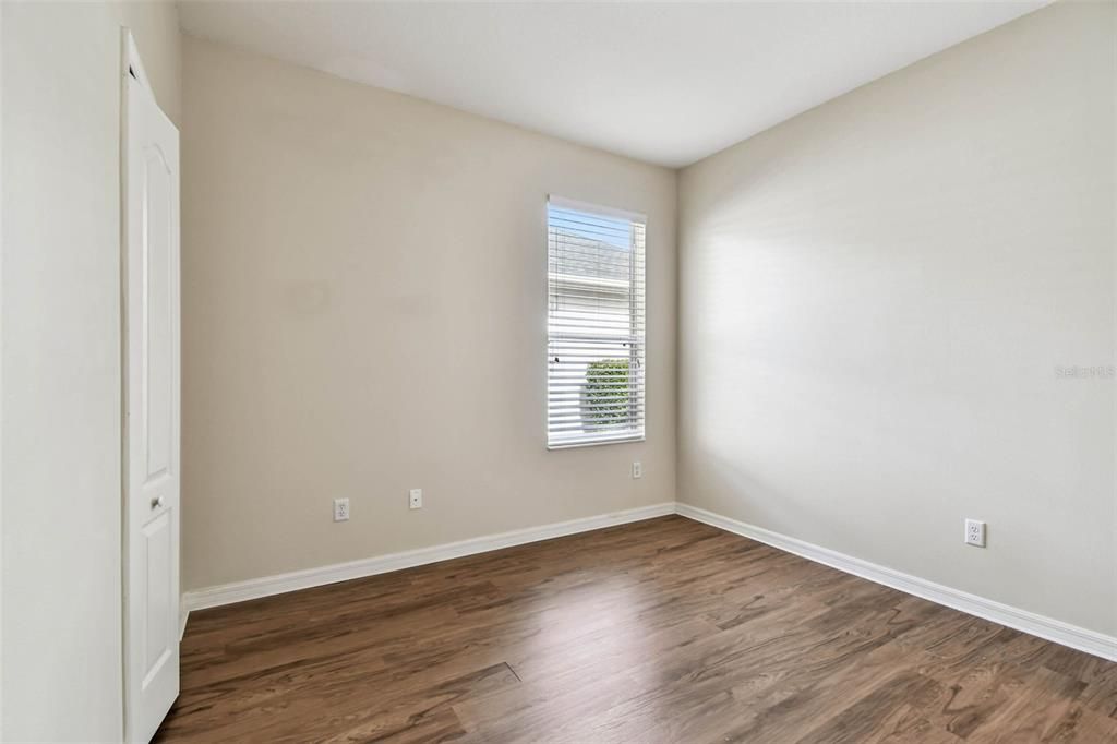 En Venta: $649,900 (4 camas, 3 baños, 2619 Pies cuadrados)