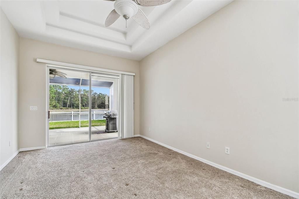 En Venta: $649,900 (4 camas, 3 baños, 2619 Pies cuadrados)