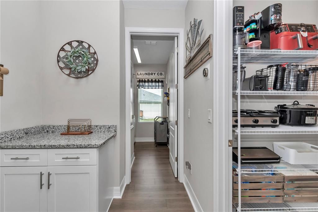 待售: $400,000 (4 贝兹, 3 浴室, 2478 平方英尺)