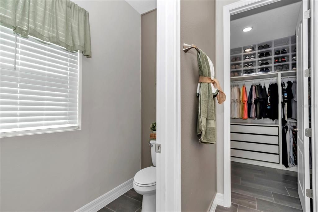 待售: $400,000 (4 贝兹, 3 浴室, 2478 平方英尺)