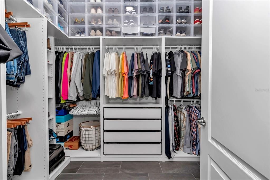 待售: $400,000 (4 贝兹, 3 浴室, 2478 平方英尺)