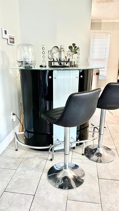 For Sale: $415,000 (4 beds, 3 baths, 1655 Square Feet)