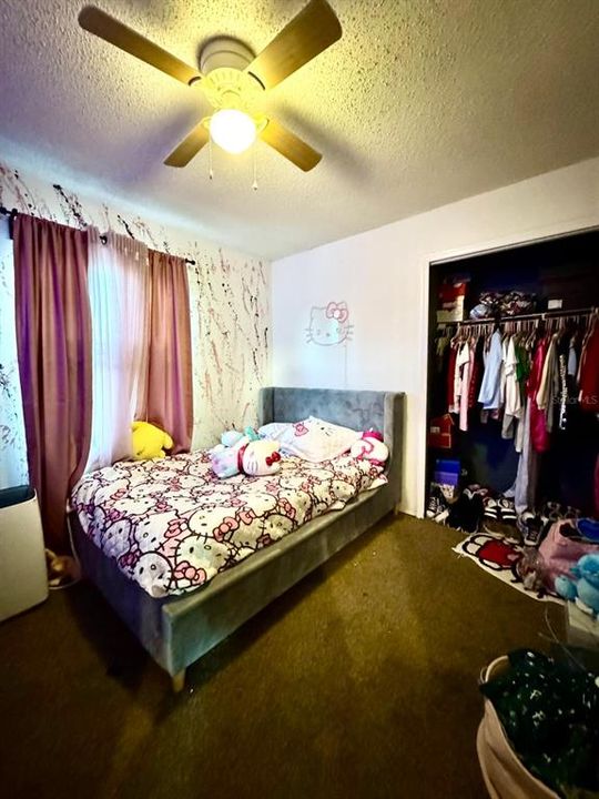 For Sale: $415,000 (4 beds, 3 baths, 1655 Square Feet)