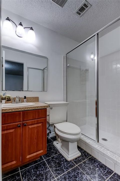 For Sale: $320,000 (3 beds, 2 baths, 1214 Square Feet)