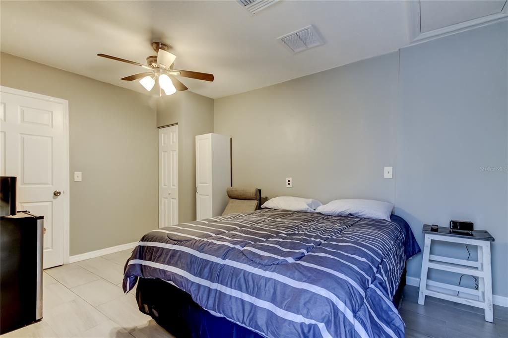 For Sale: $320,000 (3 beds, 2 baths, 1214 Square Feet)