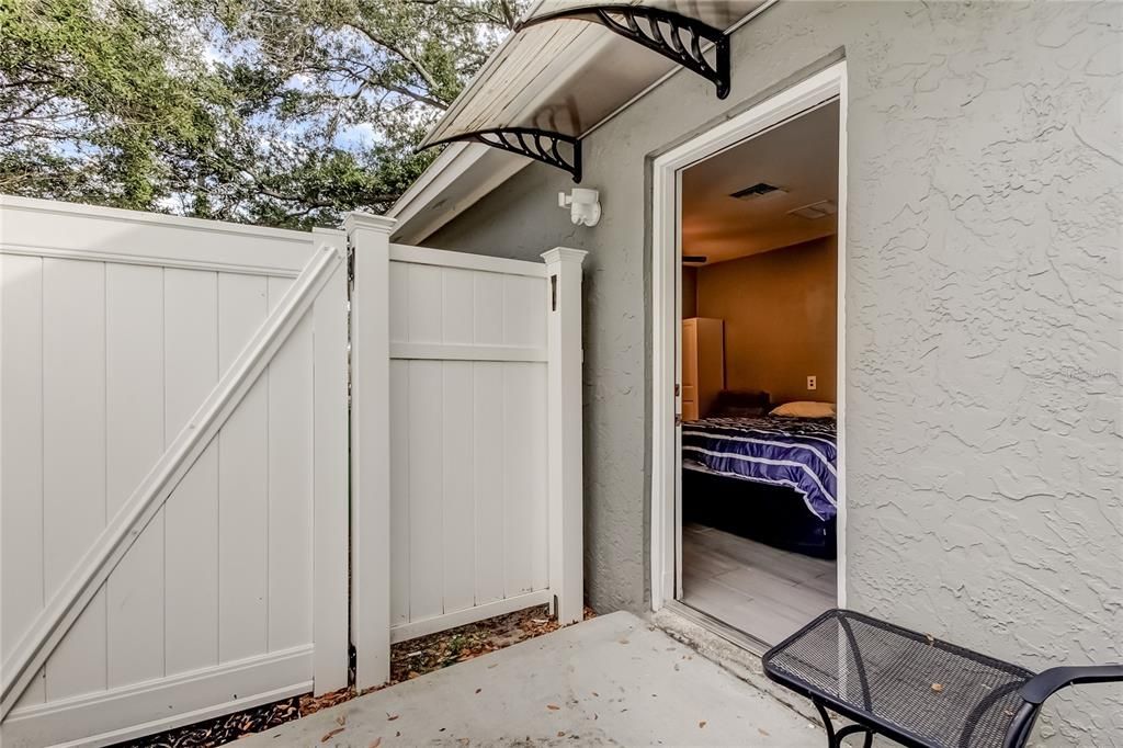 For Sale: $320,000 (3 beds, 2 baths, 1214 Square Feet)