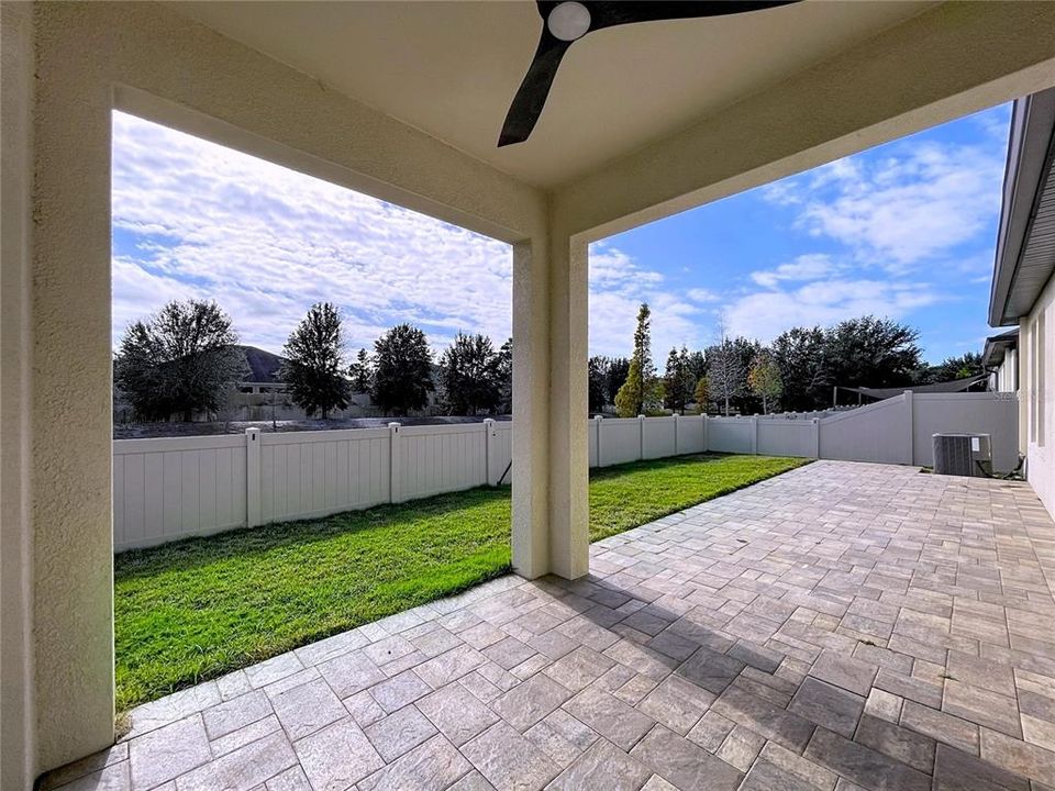 В аренду: $2,900 (4 спален, 2 ванн, 2298 Квадратных фут)