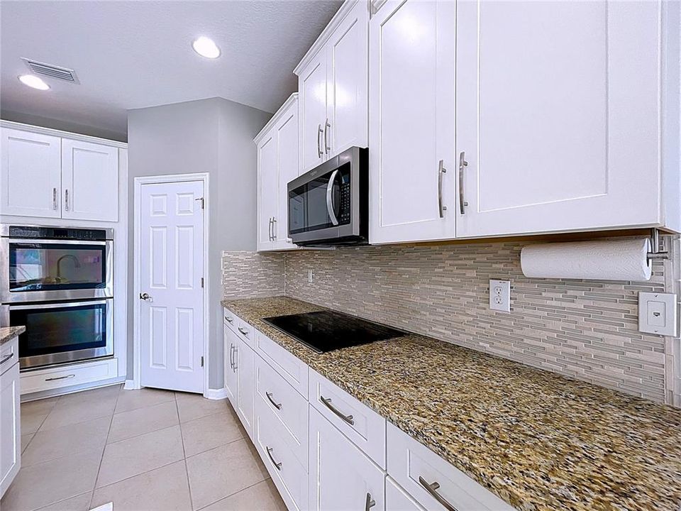 В аренду: $2,900 (4 спален, 2 ванн, 2298 Квадратных фут)