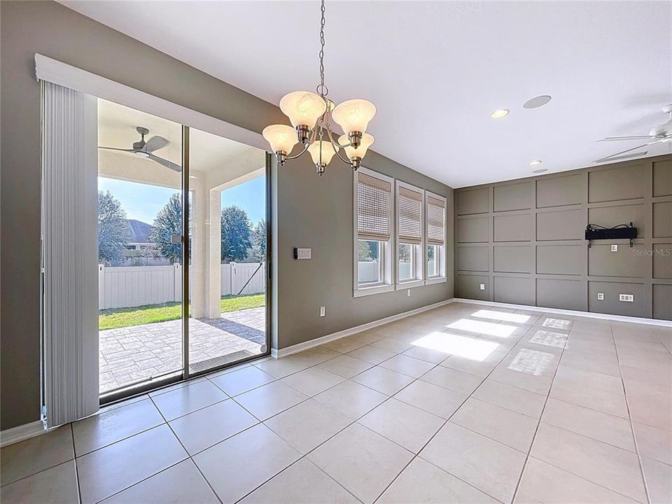 В аренду: $2,900 (4 спален, 2 ванн, 2298 Квадратных фут)