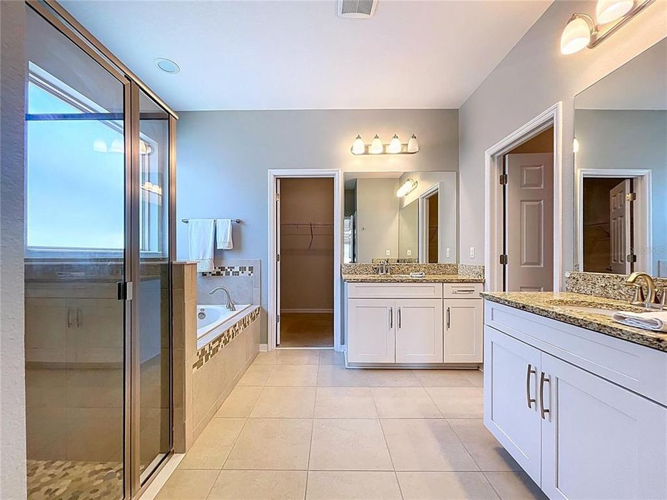 В аренду: $2,900 (4 спален, 2 ванн, 2298 Квадратных фут)