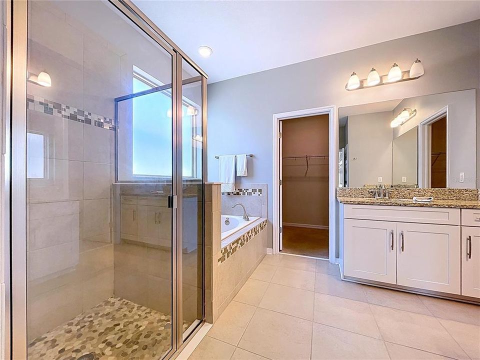 В аренду: $2,900 (4 спален, 2 ванн, 2298 Квадратных фут)