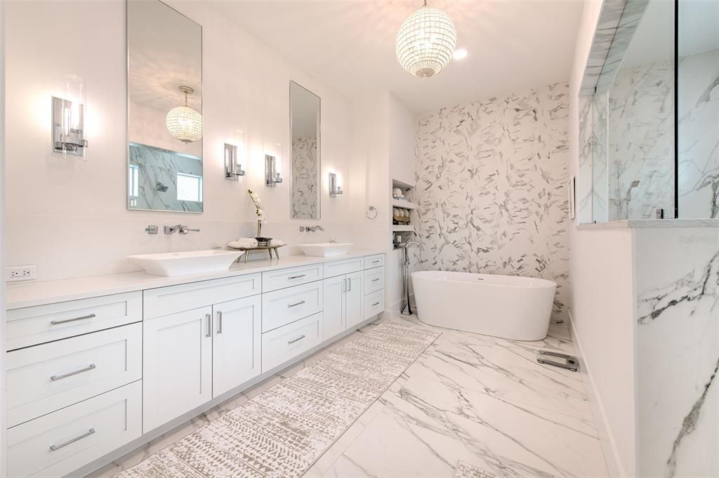 En Venta: $3,800,000 (4 camas, 5 baños, 5077 Pies cuadrados)