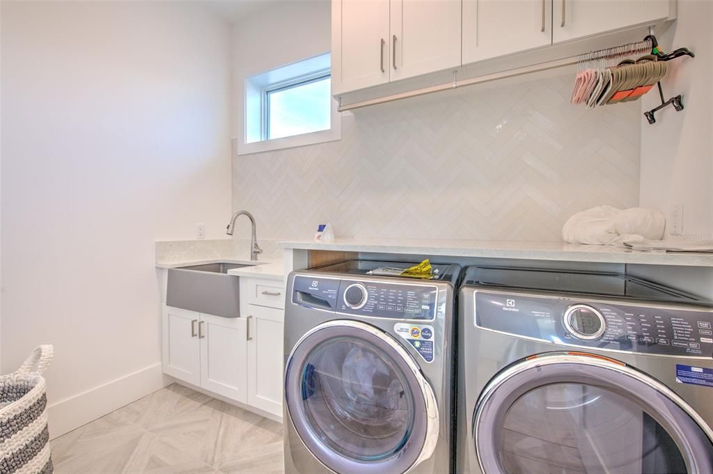 En Venta: $3,800,000 (4 camas, 5 baños, 5077 Pies cuadrados)