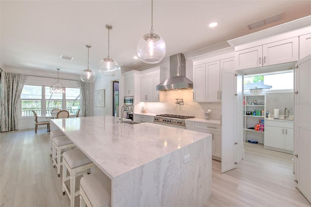 En Venta: $3,800,000 (4 camas, 5 baños, 5077 Pies cuadrados)