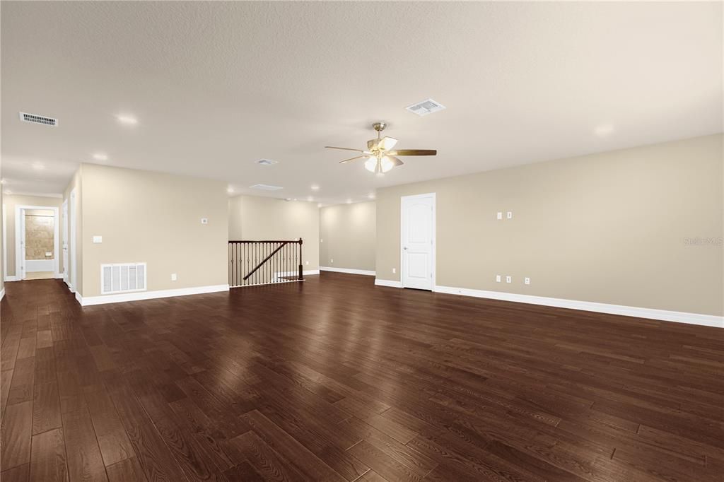 В аренду: $4,500 (6 спален, 5 ванн, 5354 Квадратных фут)