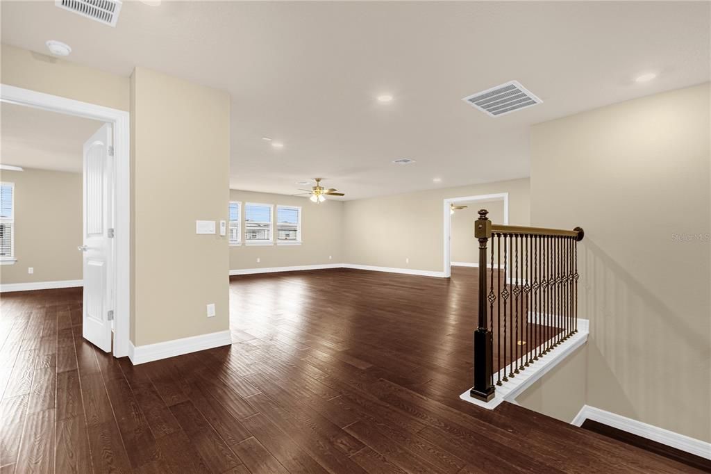 В аренду: $4,500 (6 спален, 5 ванн, 5354 Квадратных фут)