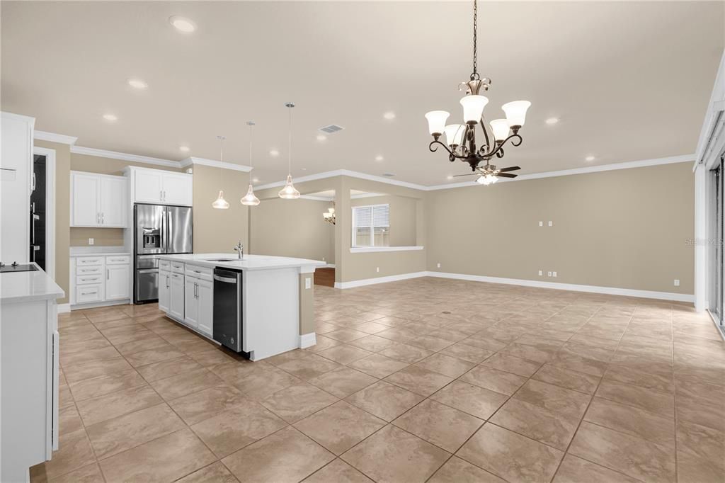 В аренду: $4,500 (6 спален, 5 ванн, 5354 Квадратных фут)