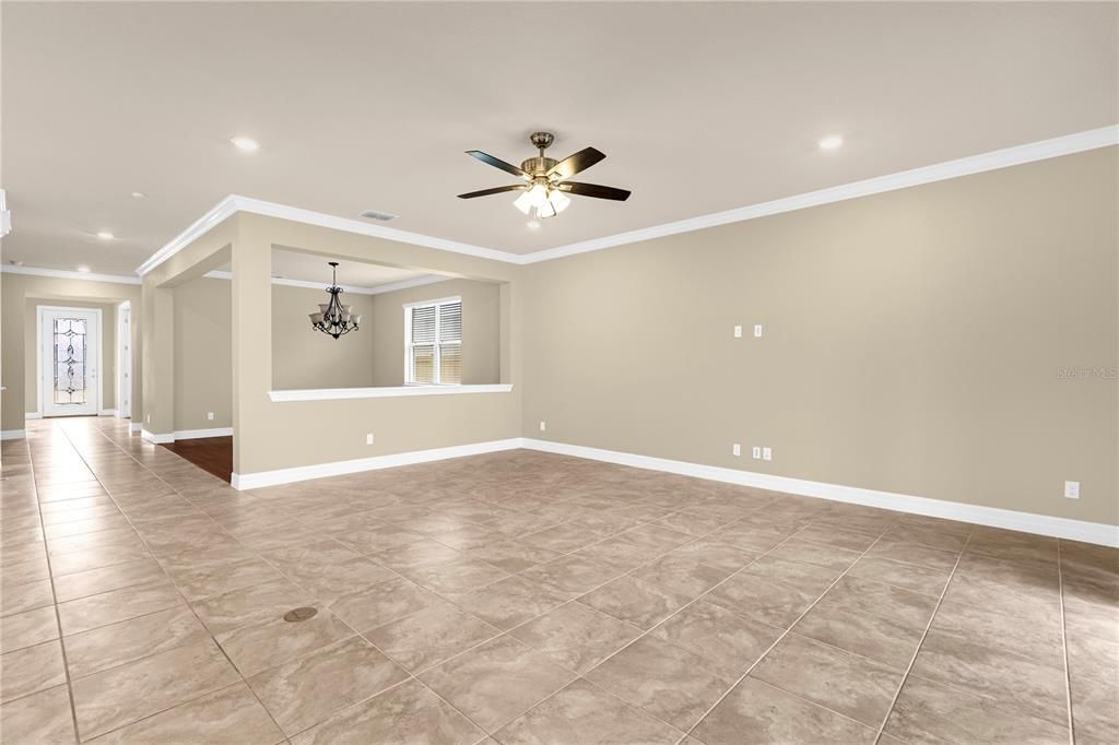 В аренду: $4,500 (6 спален, 5 ванн, 5354 Квадратных фут)