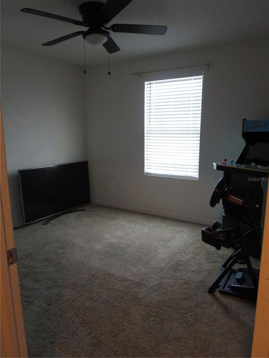 На продажу: $385,000 (5 спален, 3 ванн, 2251 Квадратных фут)