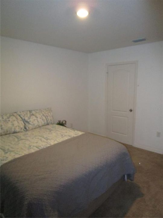 На продажу: $385,000 (5 спален, 3 ванн, 2251 Квадратных фут)