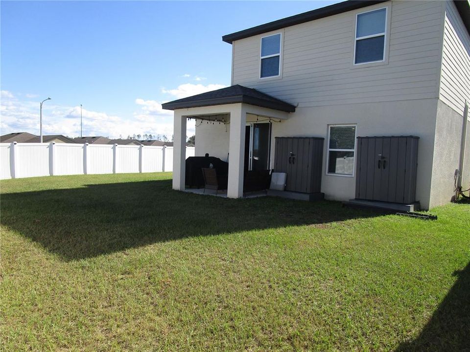 На продажу: $385,000 (5 спален, 3 ванн, 2251 Квадратных фут)