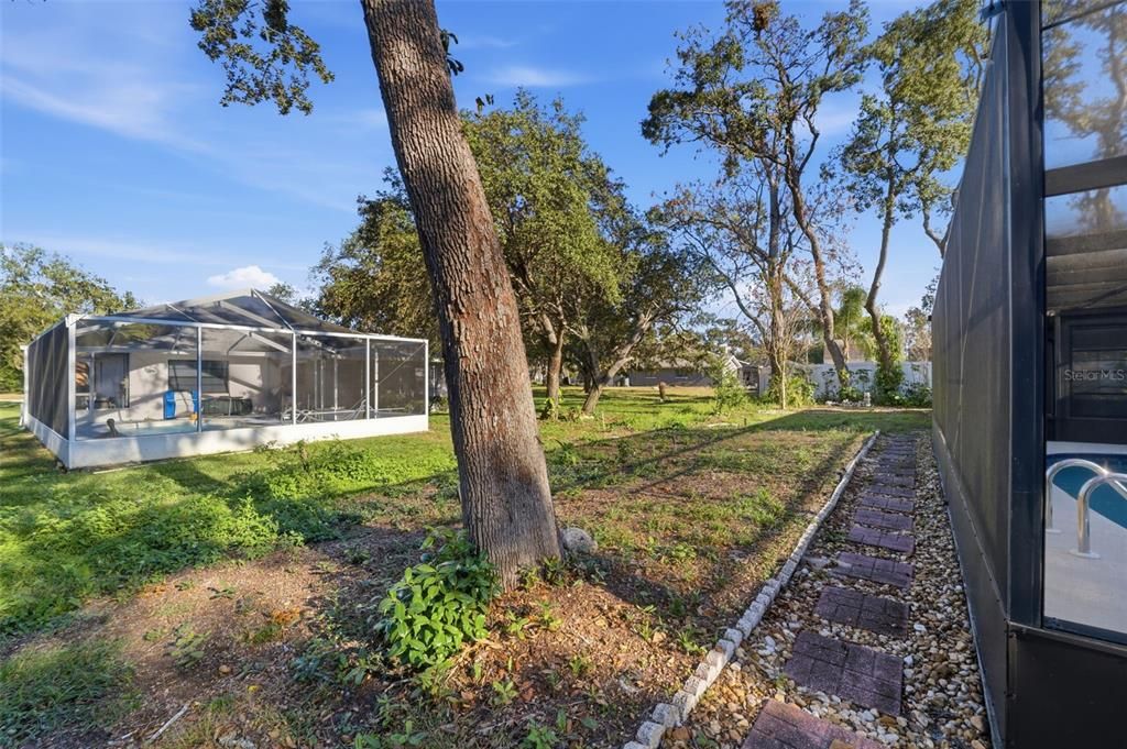 For Sale: $315,000 (3 beds, 2 baths, 1739 Square Feet)