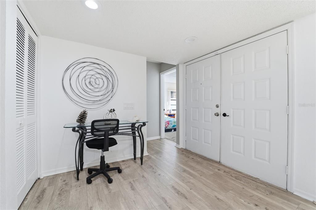 For Sale: $315,000 (3 beds, 2 baths, 1739 Square Feet)