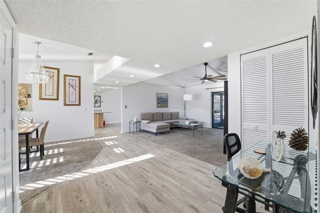 For Sale: $315,000 (3 beds, 2 baths, 1739 Square Feet)