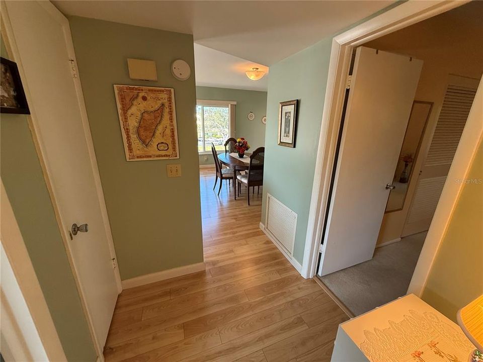 For Sale: $199,000 (2 beds, 2 baths, 1400 Square Feet)