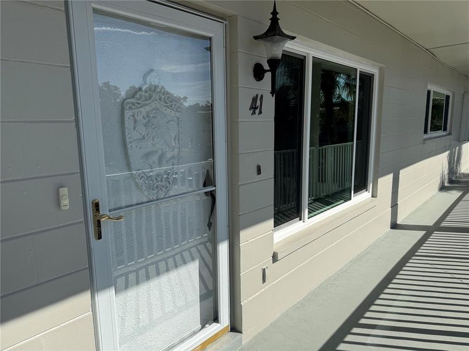 For Sale: $199,000 (2 beds, 2 baths, 1400 Square Feet)