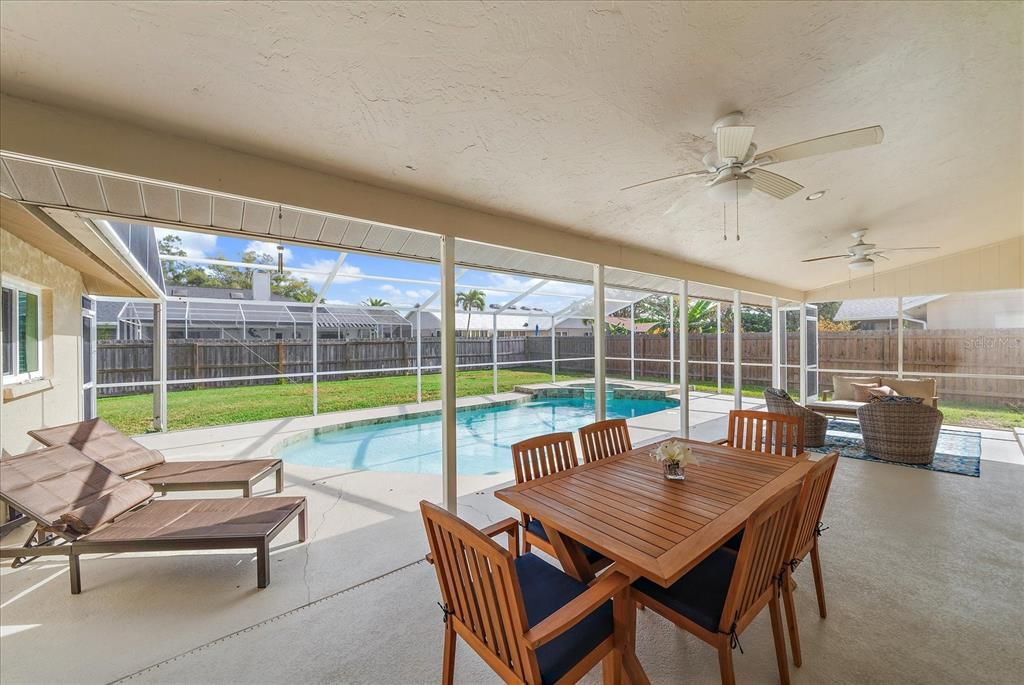 待售: $625,000 (4 贝兹, 2 浴室, 2188 平方英尺)