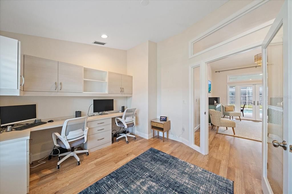 待售: $625,000 (4 贝兹, 2 浴室, 2188 平方英尺)