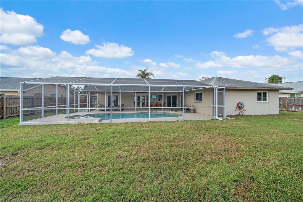 待售: $625,000 (4 贝兹, 2 浴室, 2188 平方英尺)