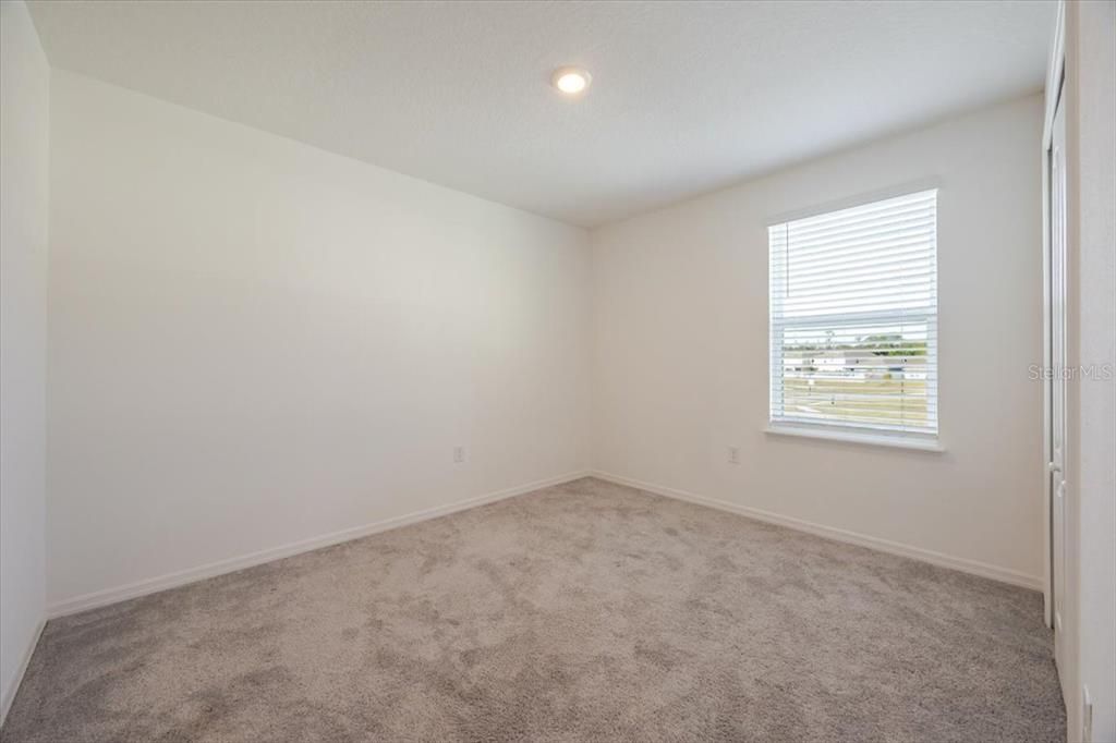 出租: $2,600 (4 贝兹, 2 浴室, 1942 平方英尺)