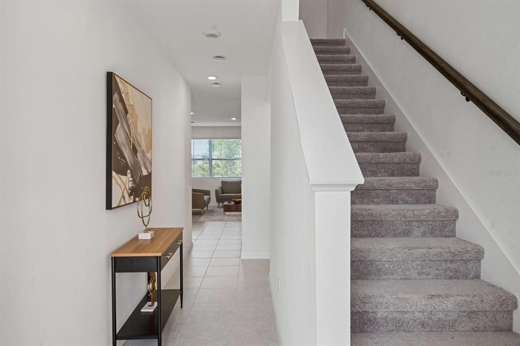 For Sale: $319,999 (3 beds, 2 baths, 1653 Square Feet)