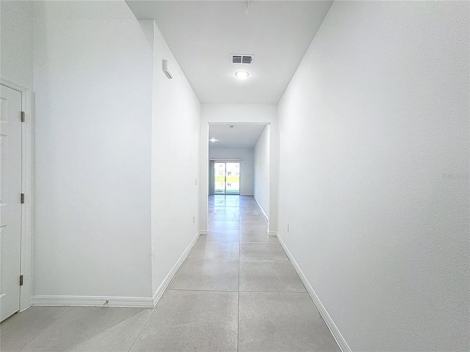 В аренду: $2,100 (3 спален, 2 ванн, 1733 Квадратных фут)