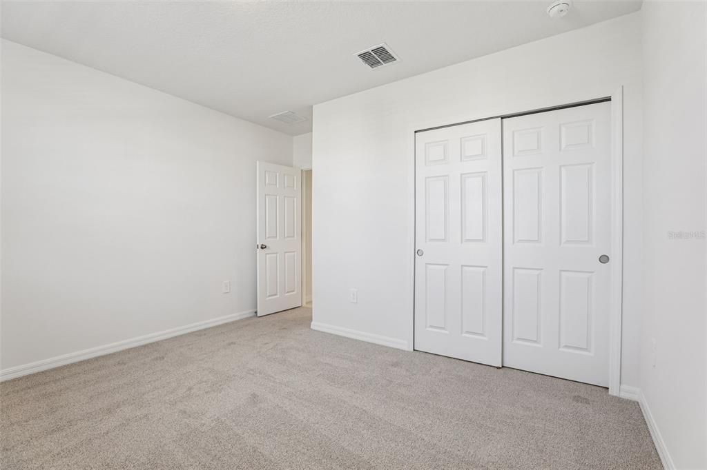 На продажу: $319,750 (4 спален, 3 ванн, 1988 Квадратных фут)