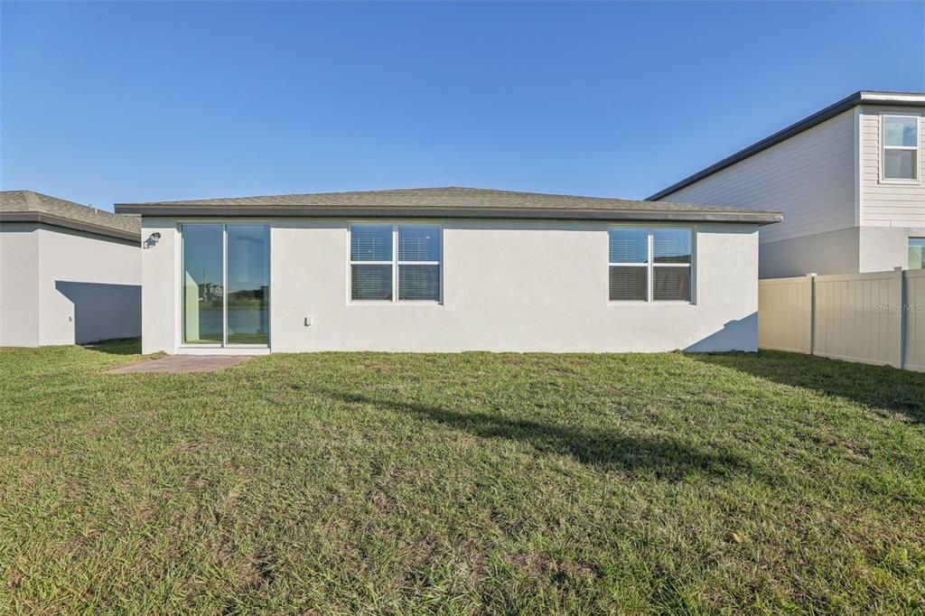 На продажу: $319,750 (4 спален, 3 ванн, 1988 Квадратных фут)