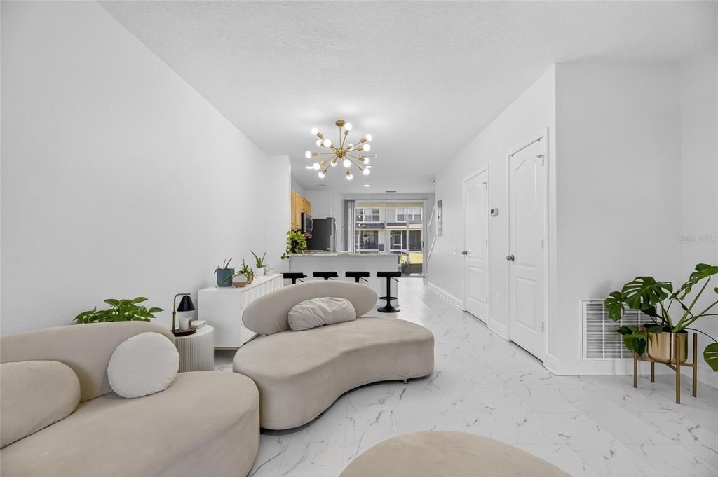 На продажу: $217,000 (2 спален, 2 ванн, 1110 Квадратных фут)