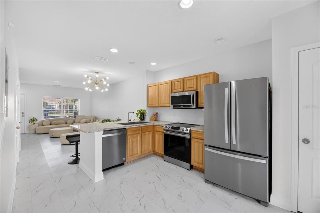 На продажу: $217,000 (2 спален, 2 ванн, 1110 Квадратных фут)