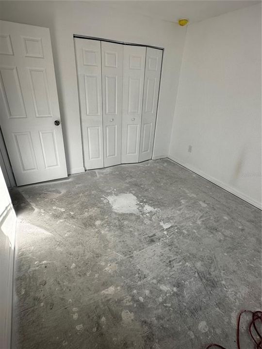 For Sale: $410,000 (4 beds, 2 baths, 1528 Square Feet)