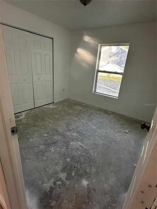 For Sale: $410,000 (4 beds, 2 baths, 1528 Square Feet)