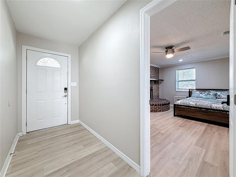 For Sale: $749,000 (5 beds, 4 baths, 2596 Square Feet)