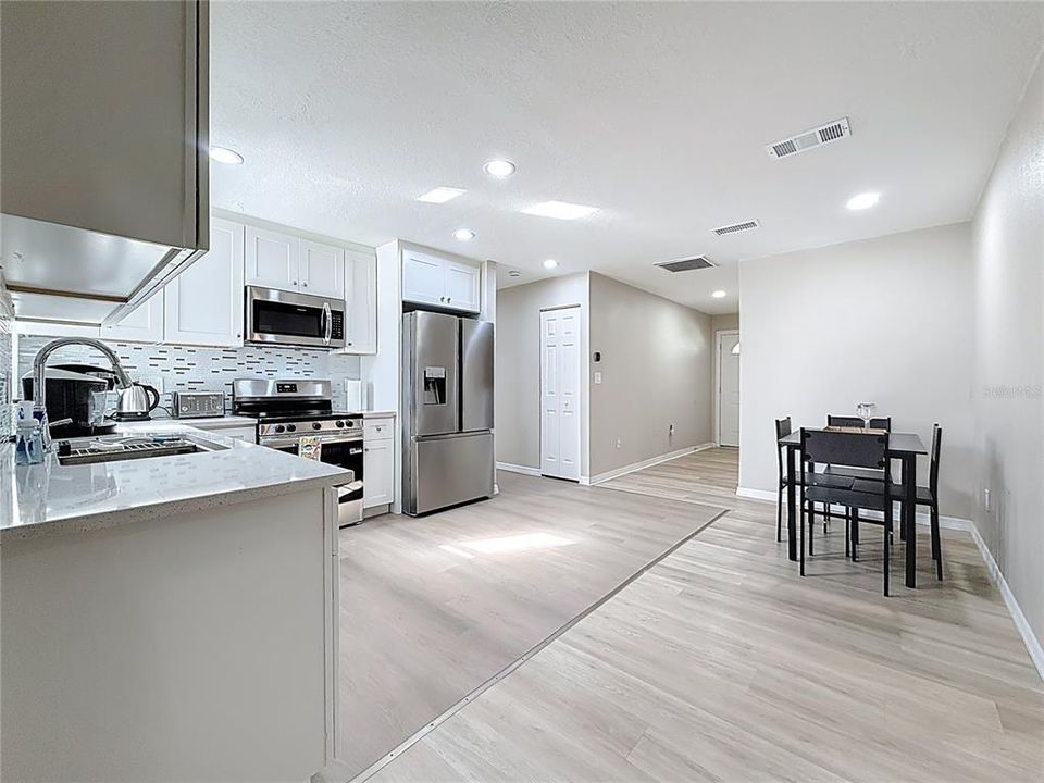 For Sale: $749,000 (5 beds, 4 baths, 2596 Square Feet)