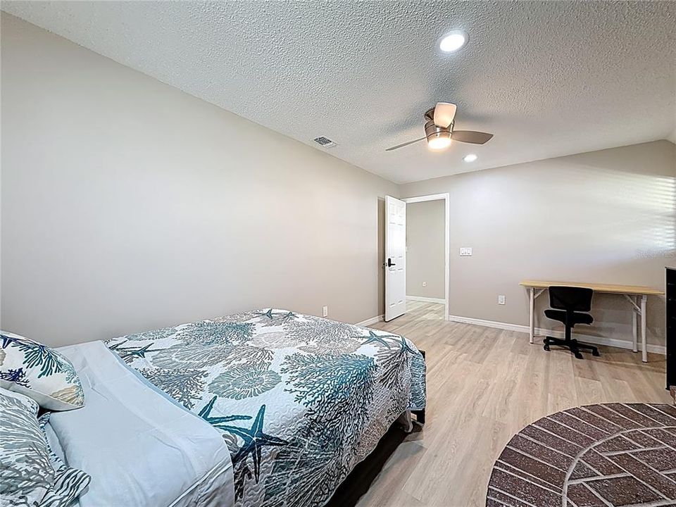 For Sale: $749,000 (5 beds, 4 baths, 2596 Square Feet)