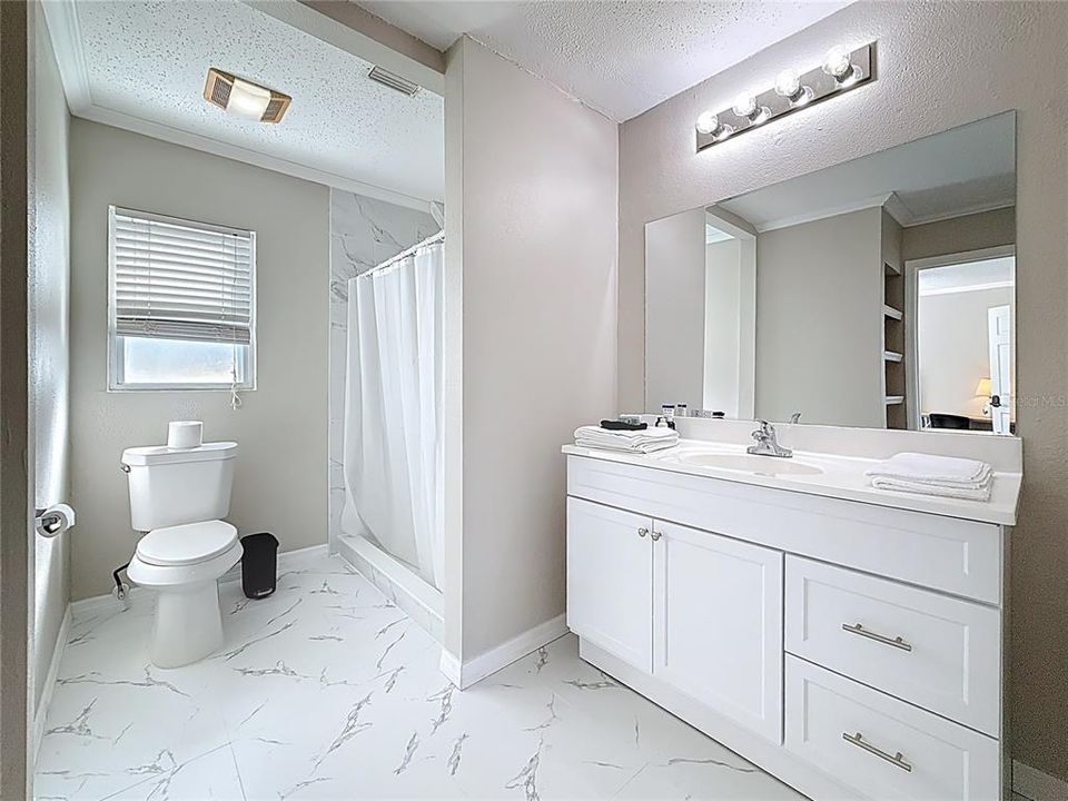 For Sale: $749,000 (5 beds, 4 baths, 2596 Square Feet)