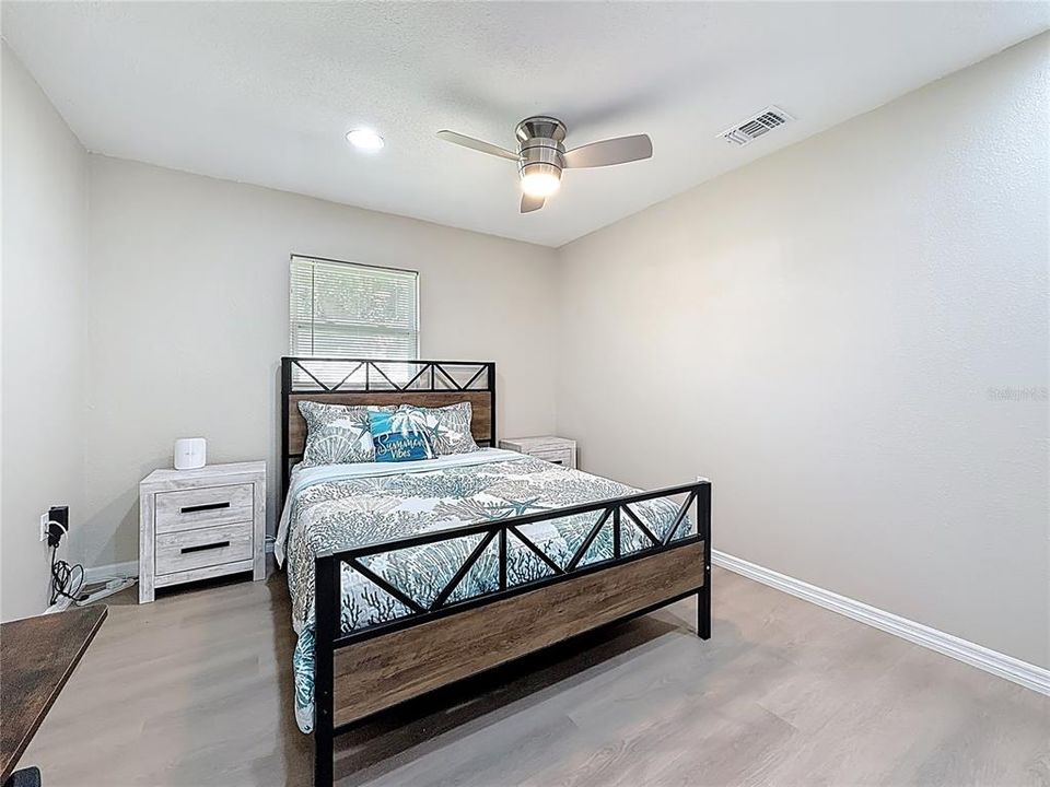 For Sale: $749,000 (5 beds, 4 baths, 2596 Square Feet)