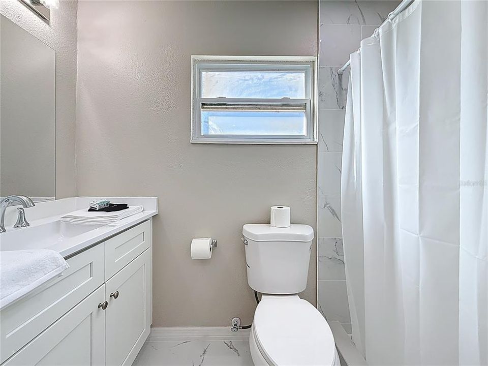 For Sale: $749,000 (5 beds, 4 baths, 2596 Square Feet)