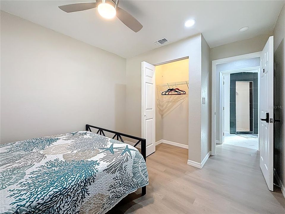 For Sale: $749,000 (5 beds, 4 baths, 2596 Square Feet)